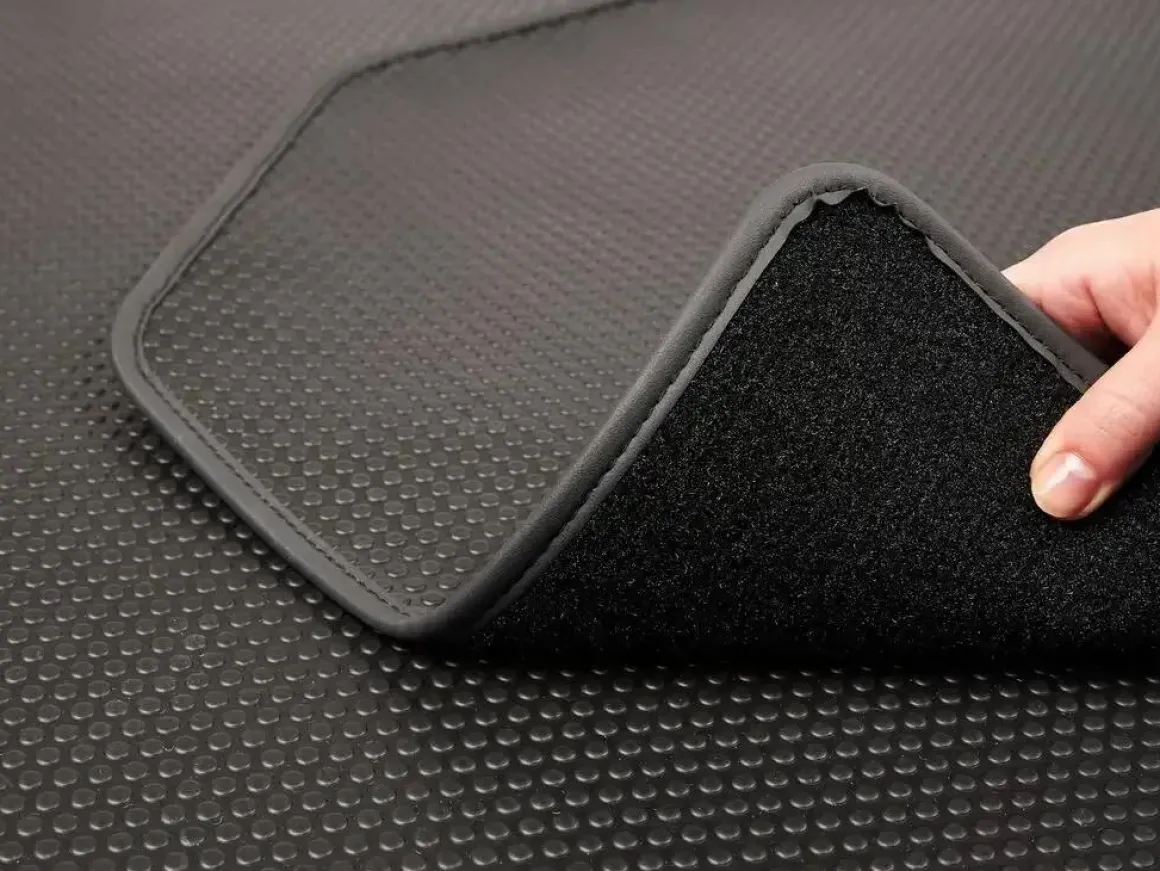 Rubber Automatten voor Volkswagen Golf 8