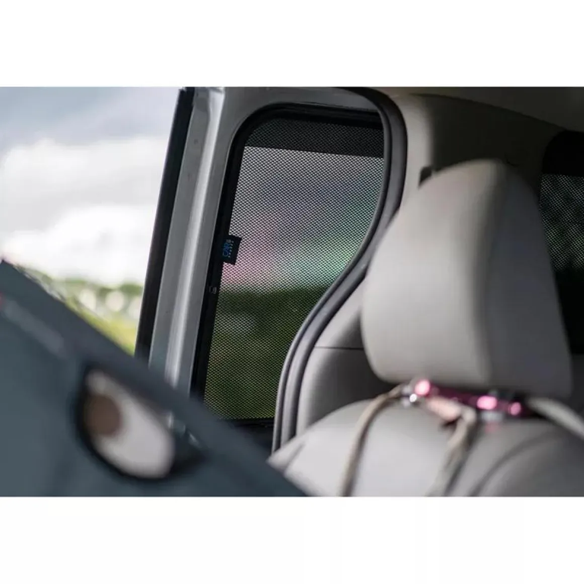 Toyota Sienna (XL30) 2011-2020 - Zonneschermen achterportieren