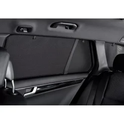 Volkswagen Golf VIII Variant 2020 - Zonneschermen achterportieren
