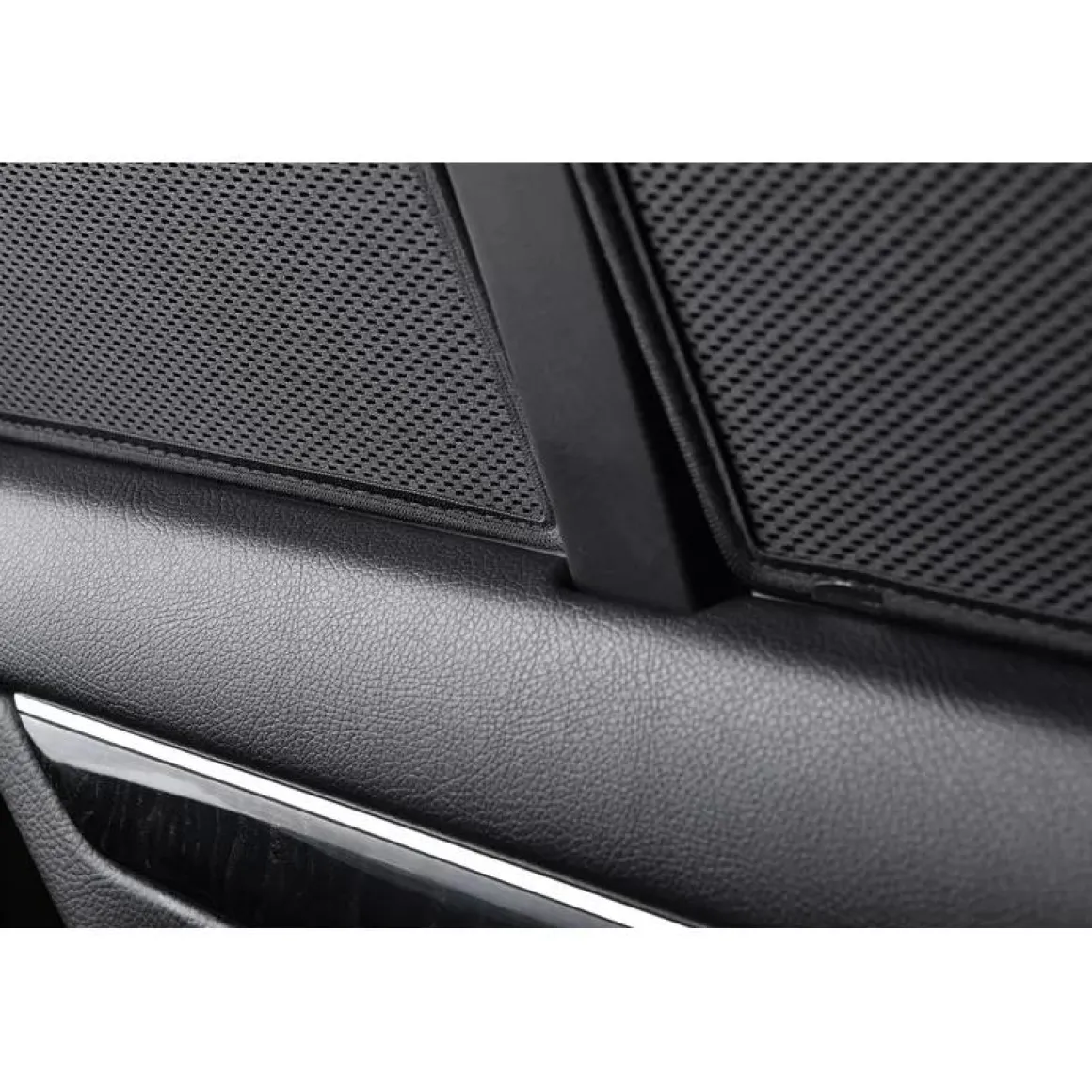 Volvo S60 Sedan 2010-2018 - Zonneschermen achterportieren