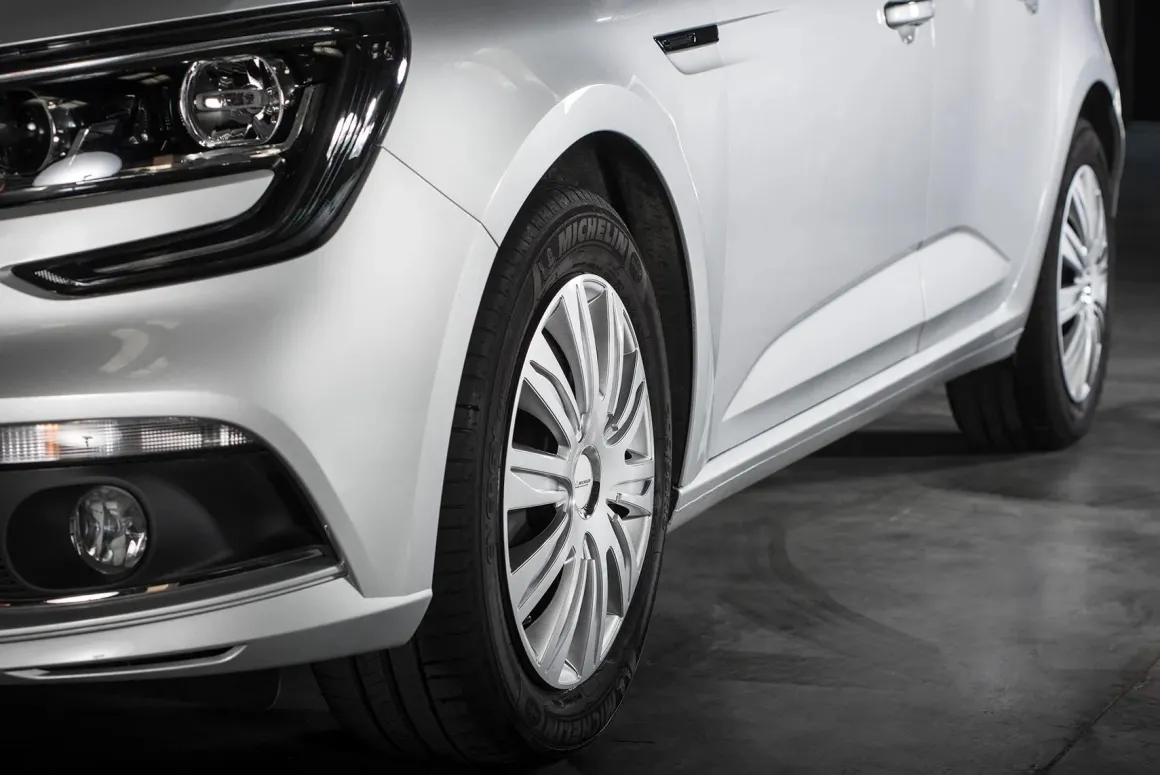 Wieldoppen - 14 inch - chroom - 4 stuks