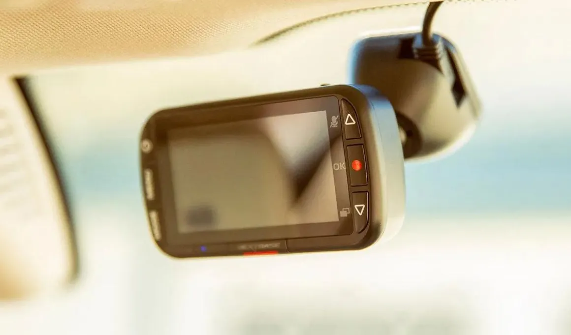 222XRCZ 2CH Dual Full HD dashcam
